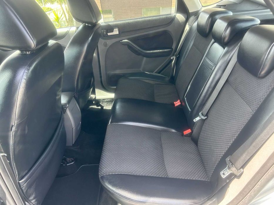 Ford Focus 1.6 TDCI TITANIUM - IUC antigo