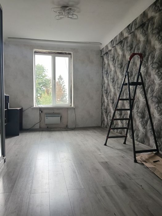 Продам дві кімнати в гуртожитку