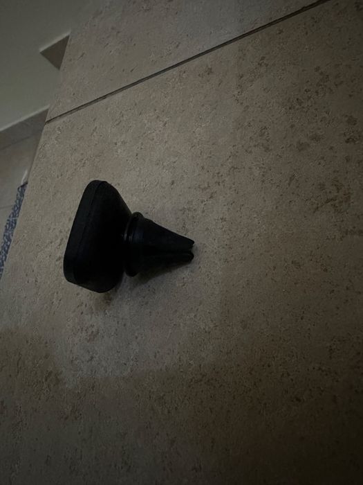 Suportes telemóvel viatura - três diferentes