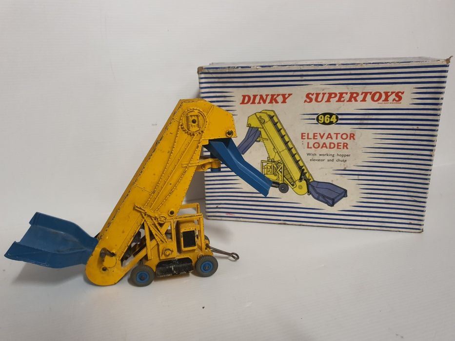 Passadeira Carga Dinky Super Toys