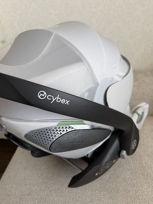 Автокрісло cybex Cybex Cloud T Platinum