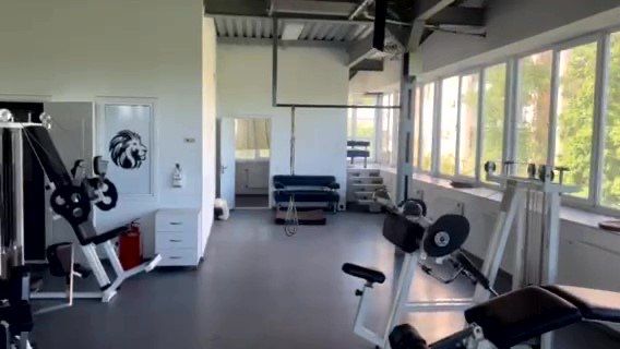 Сдам помещение возле м.Ботанический Сад по ул.От.Яроша Sобщ.= 800м