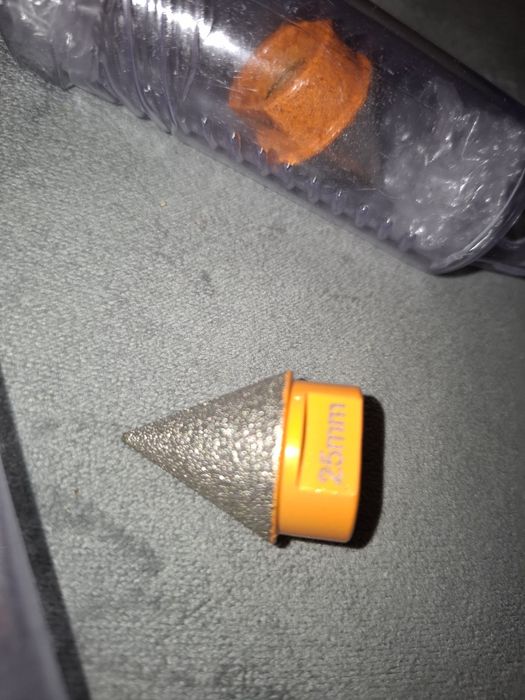 CMT Otwornica diamentowa stożkowa do pracy na sucho 25mm M14