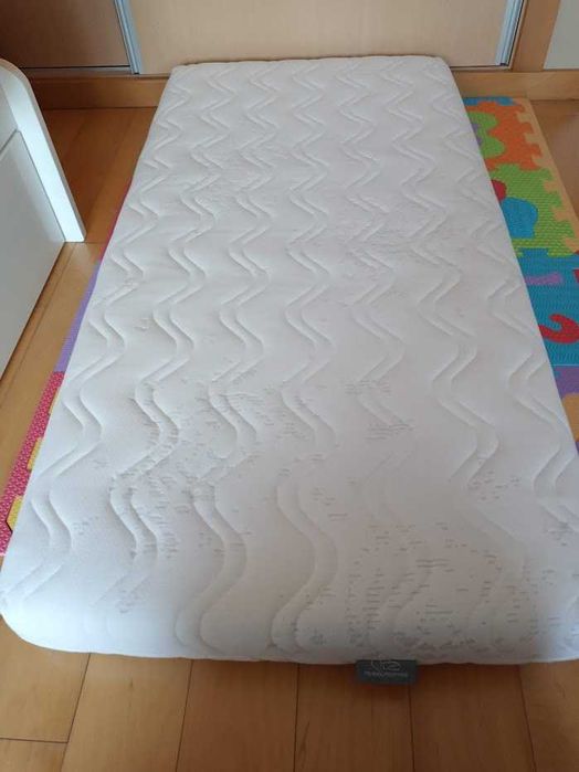 Colchão cama bebé 70x140 cm - COMO NOVO