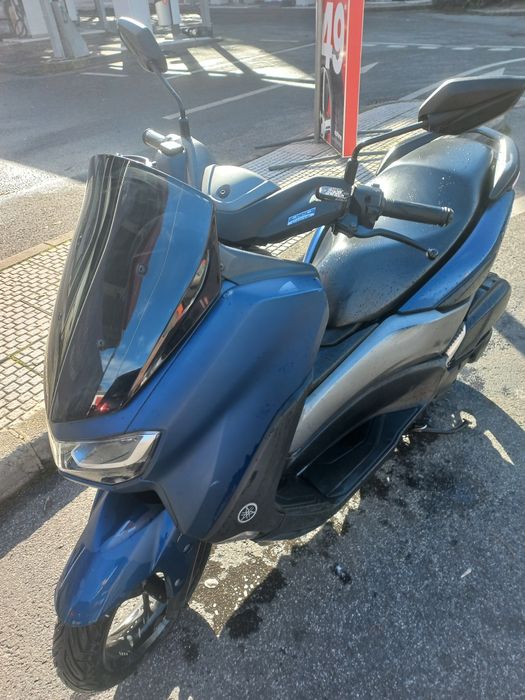 Yamanha nmax 125 nova de menina