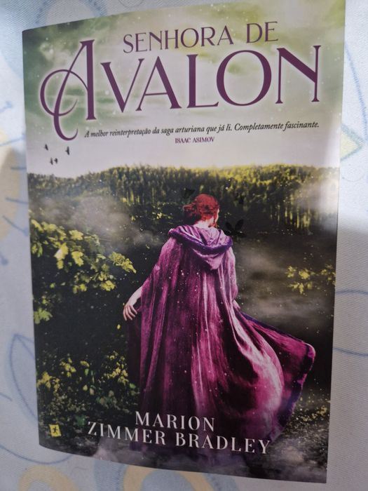 Livro Senhora de Avalon