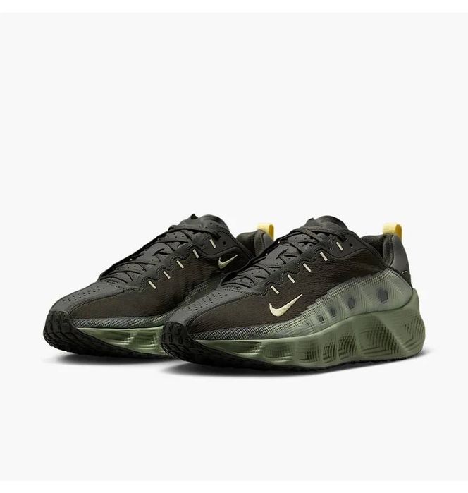 Чоловічі кросівки Nike Ava Rover Olive.