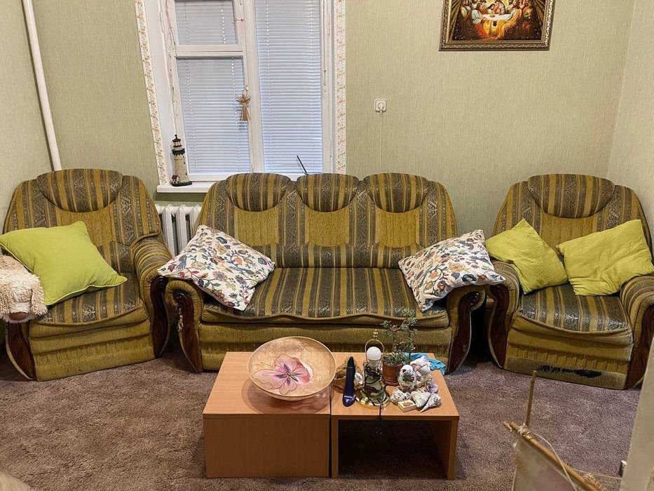 Диван розкладний з кріслами. Самовивіз