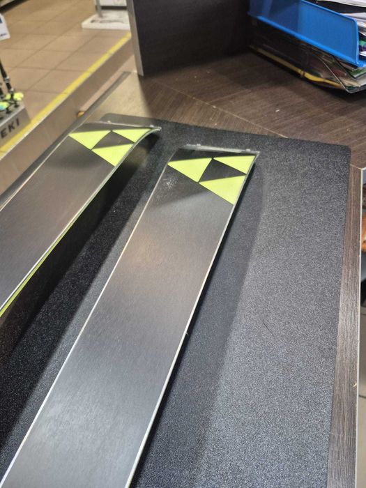 Narty Fischer RC4 SC 160cm N-288