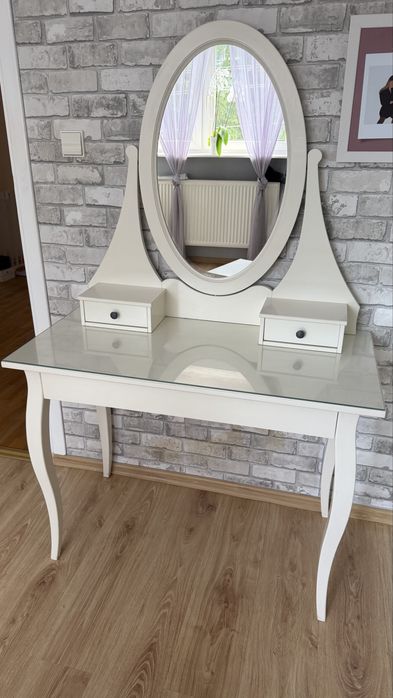 Toaletka Ikea Hemnes