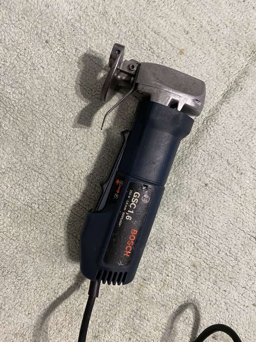 Германия ! Листовые ножницы по металлу Bosch GSC 160