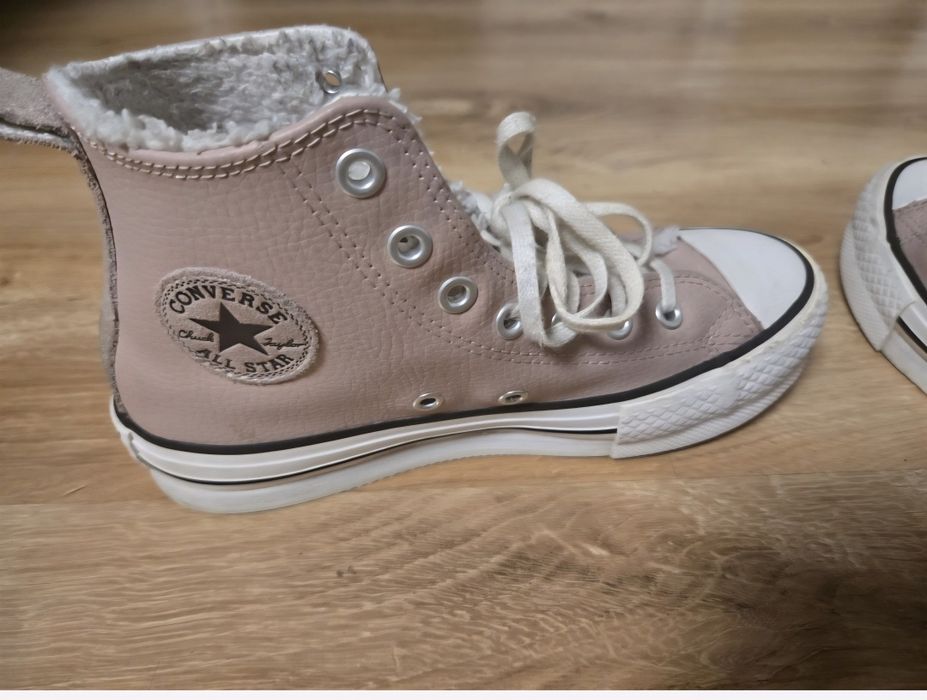 Converse ocieplene roz.34