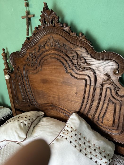 Quarto em bom estado por motivos espaco