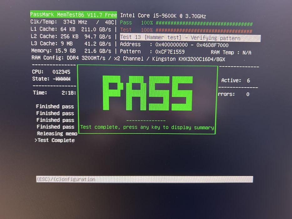 Vendo Memória RAM DDR4 Kingston RGB