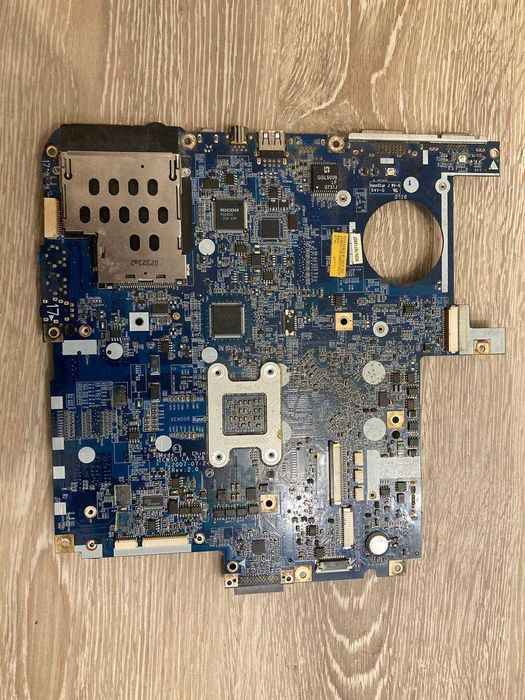 Разборка Acer Aspire 7520G 17"