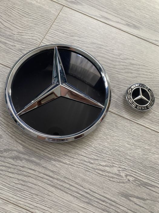 Значки решітки мерседес