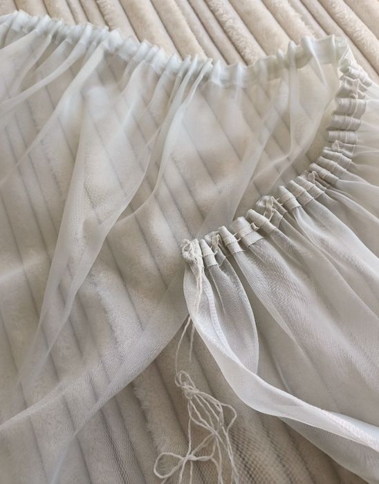 Тюль вишита, ширина 5.50 м.