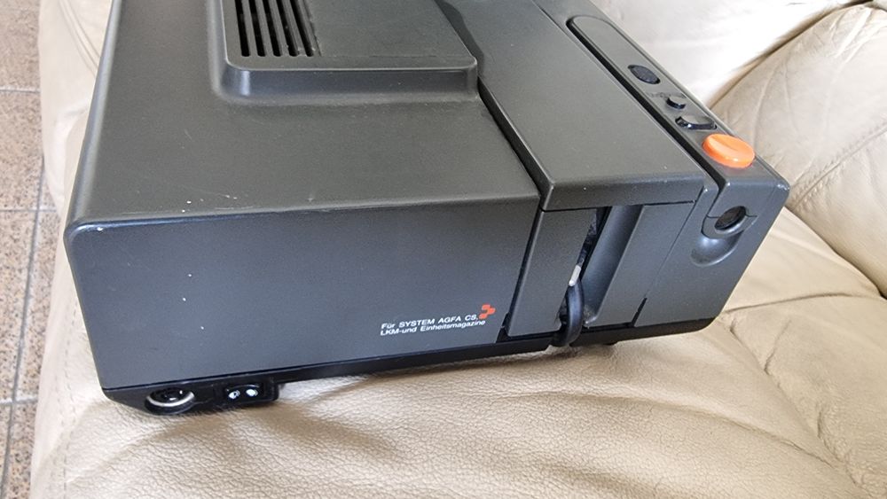 Projetor de slides Reflecta