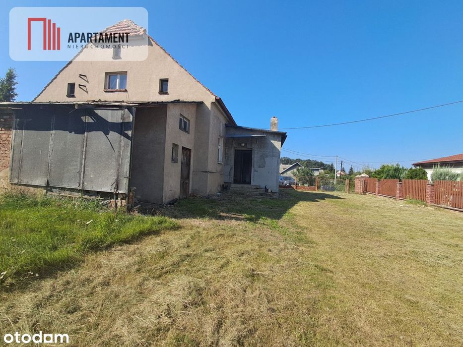 Dom z potencjałem na dużej działce!