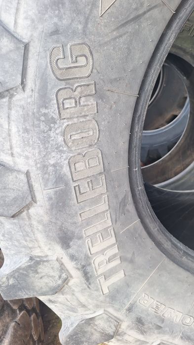 Opona 600/70/28 Treleborg