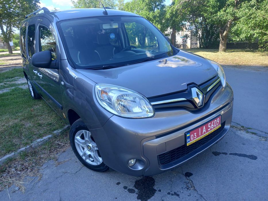 Продам Renault Kengo 2014 року макси база,7 мест