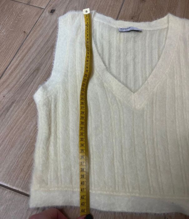 puchata kamizelka w kolorze butter yellow Bershka rozmiar L 40