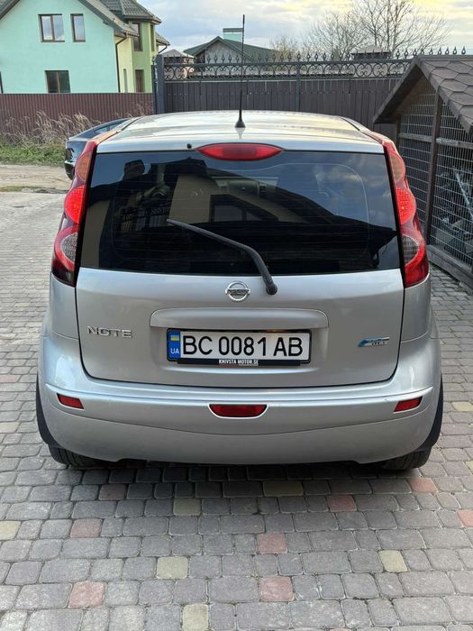 Продам  NISSAN NOTE 2011р.