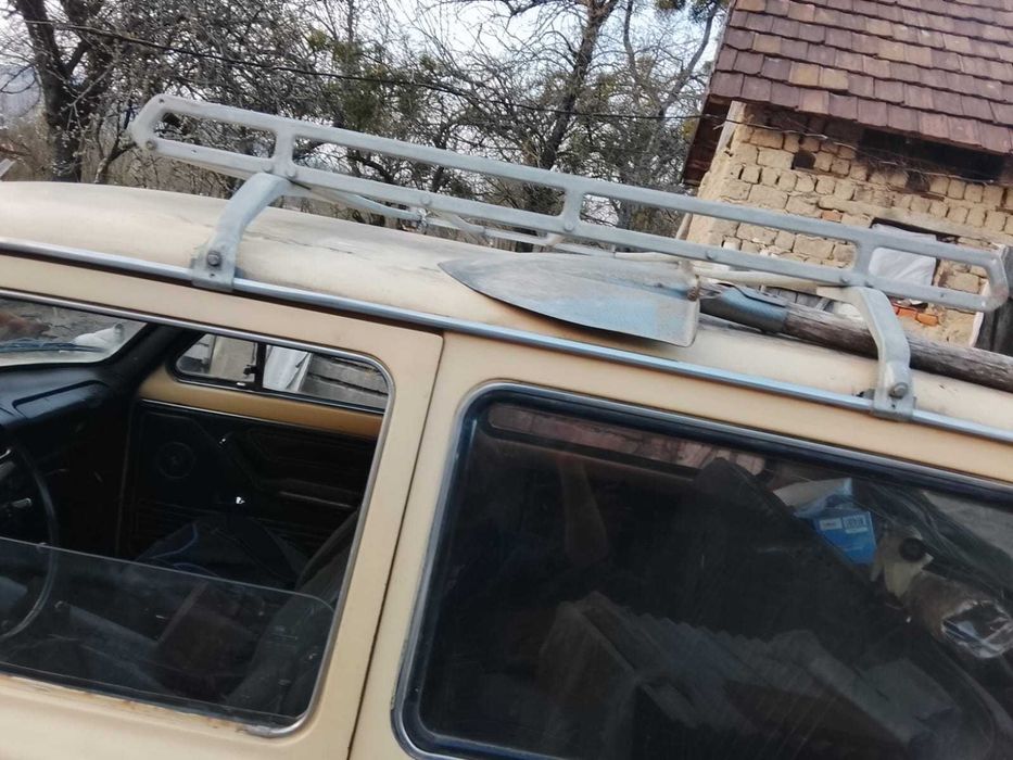 ВАЗ 2121 Нива бензин