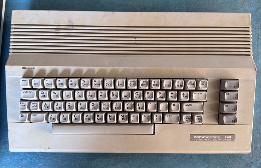 Commodore 64 sprawne super stan