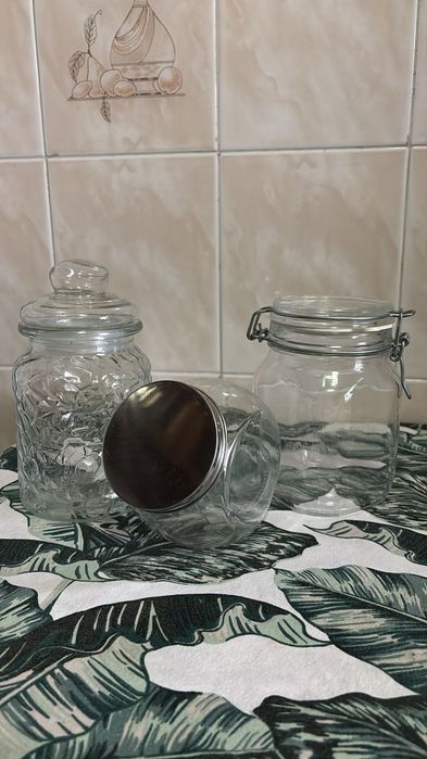 3 Glass Jars444749897647400961