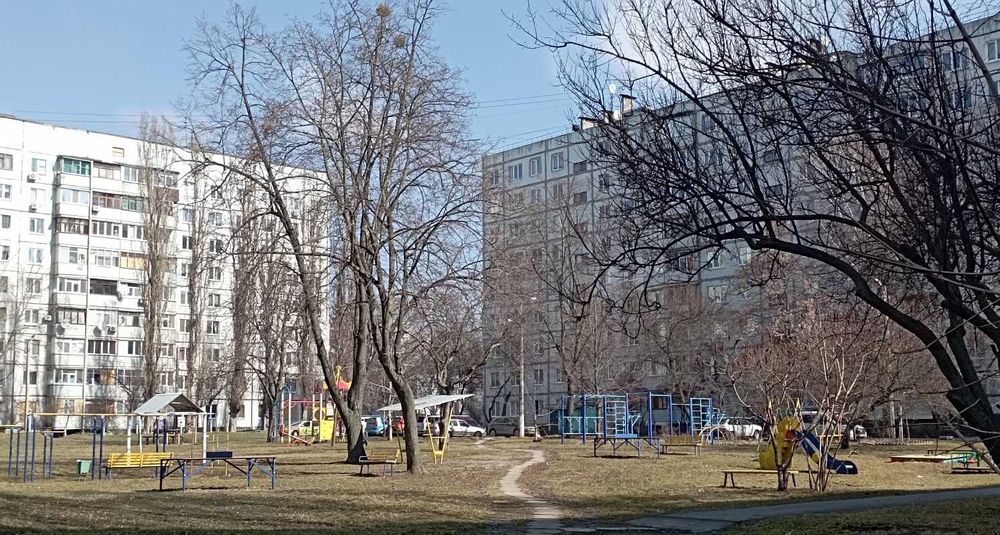 1к метро Салтівська 4 хв можливо відразу жити чи здавати