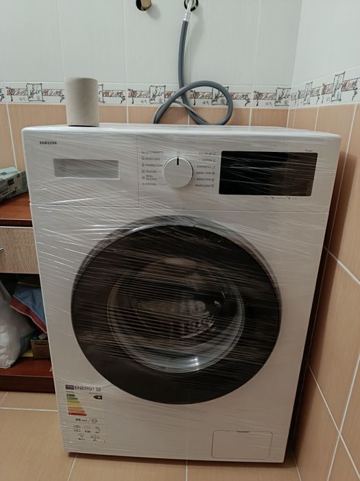 стиральная машина Samsung WW90FG3M05AWLF