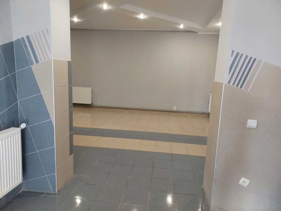 Оренда  торгового приміщення  вул .Шептицького 10а