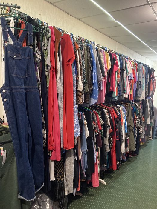 Терміново продаж магазин « Євро-Одяг»