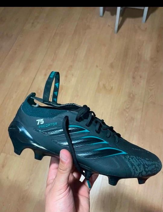 Chuteira original adidas