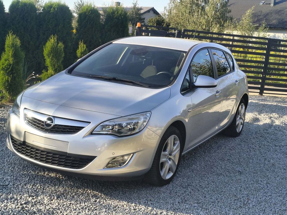 Sprzedam Opla Astre 1.4