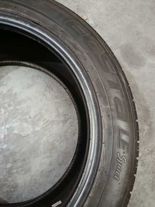Vendo 2 pneus kumho Ecsta Le Sport 275/45/19