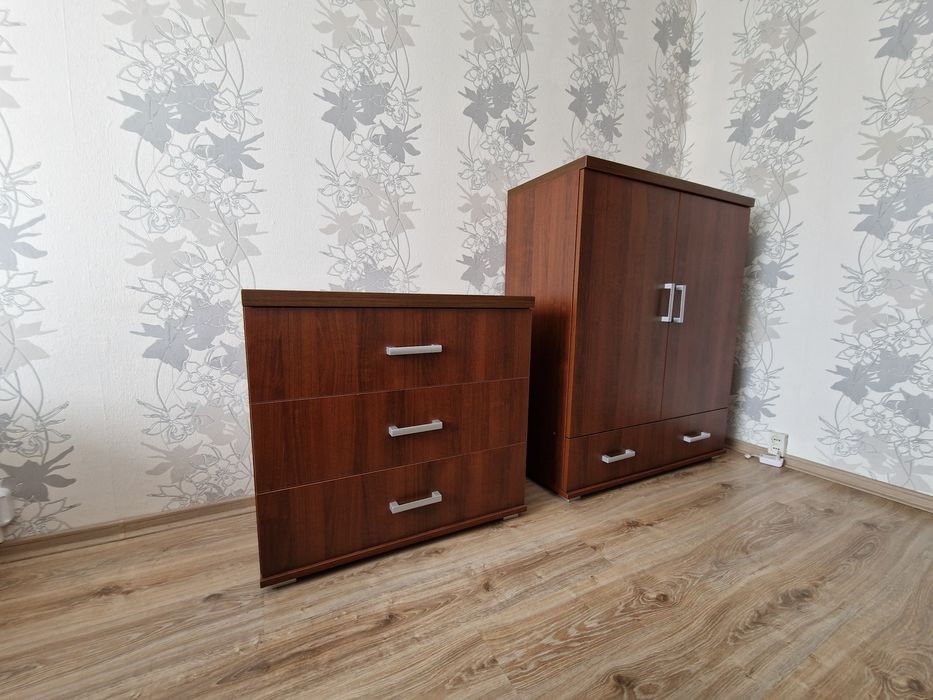 Mała komoda 3 szuflady ciemny brąz