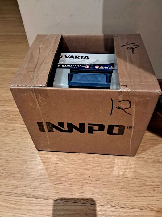 Bateria varta 44 Ah nova