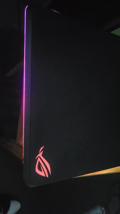 Asus ROG Balteus QI Podkładka dla Graczy RGB