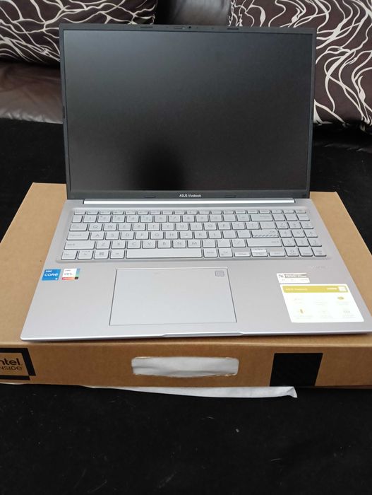 Laptop Asus nowy, Intel i5, gwarancja 2 lata
