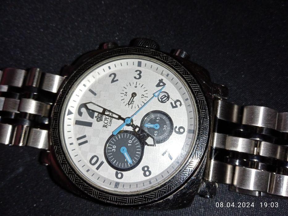 Часы Royal London 41102-02