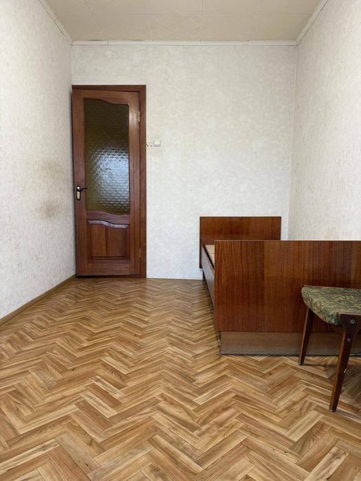 Пропонуємо до продажу квартиру в приватному секторі.