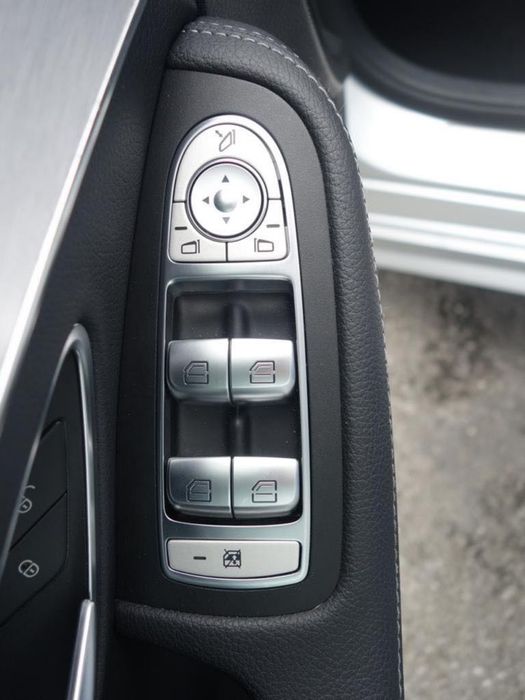 Mercedes Benz C 200 AMG