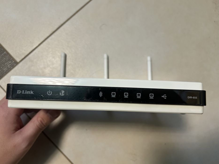 Роутер D-link dir-655