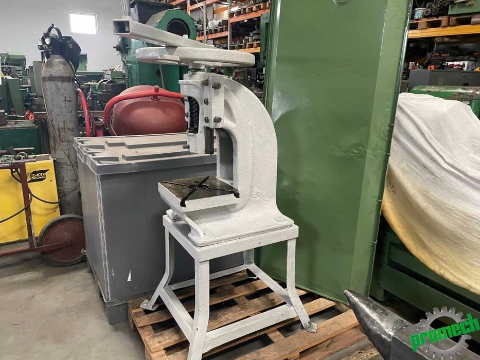 Prasa balansowa wyciskarka ręczna z podstawą