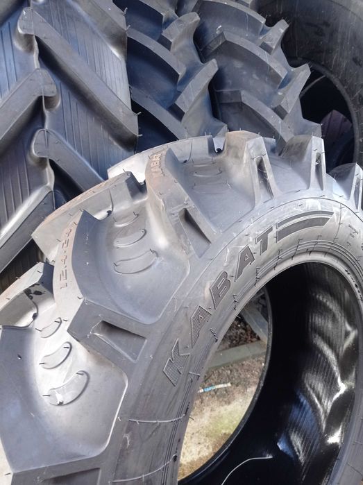 Opona 12.4*24 8pr Kabat