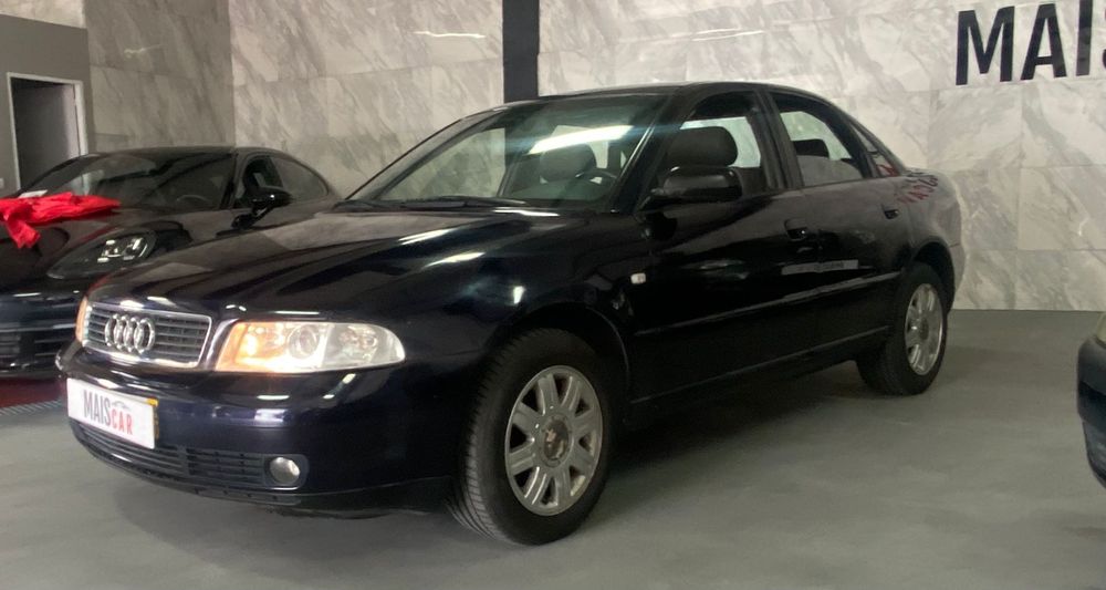Audi A4 1.6 Sport 16