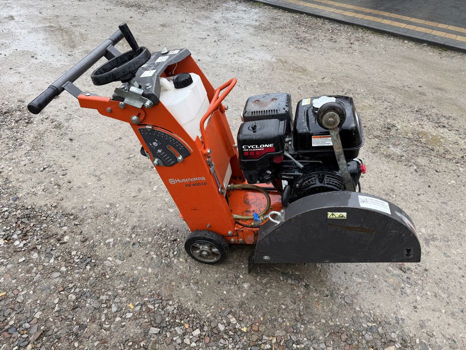 Piła do cięcia asfaltu Husqvarna FS 400 LV