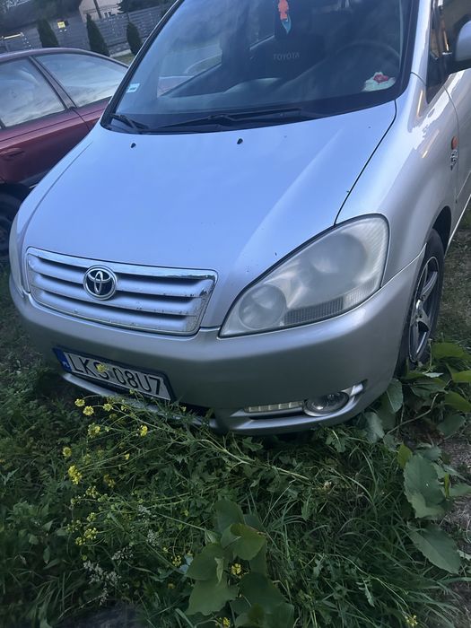 Awensis verso d4d 140km2002r
